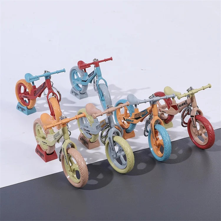 Assembled Bicycle Keychain Couple Cute Ornaments Car Keychain Bag Pendant Gift Wholesale Bike Enthusiasts Bicycle Keychains